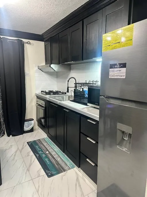 West View 3- Modern & Central Apartment Saint James Barbados